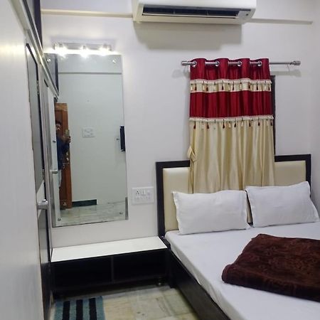Hotel Roshan Palace Ambaji Ngoại thất bức ảnh