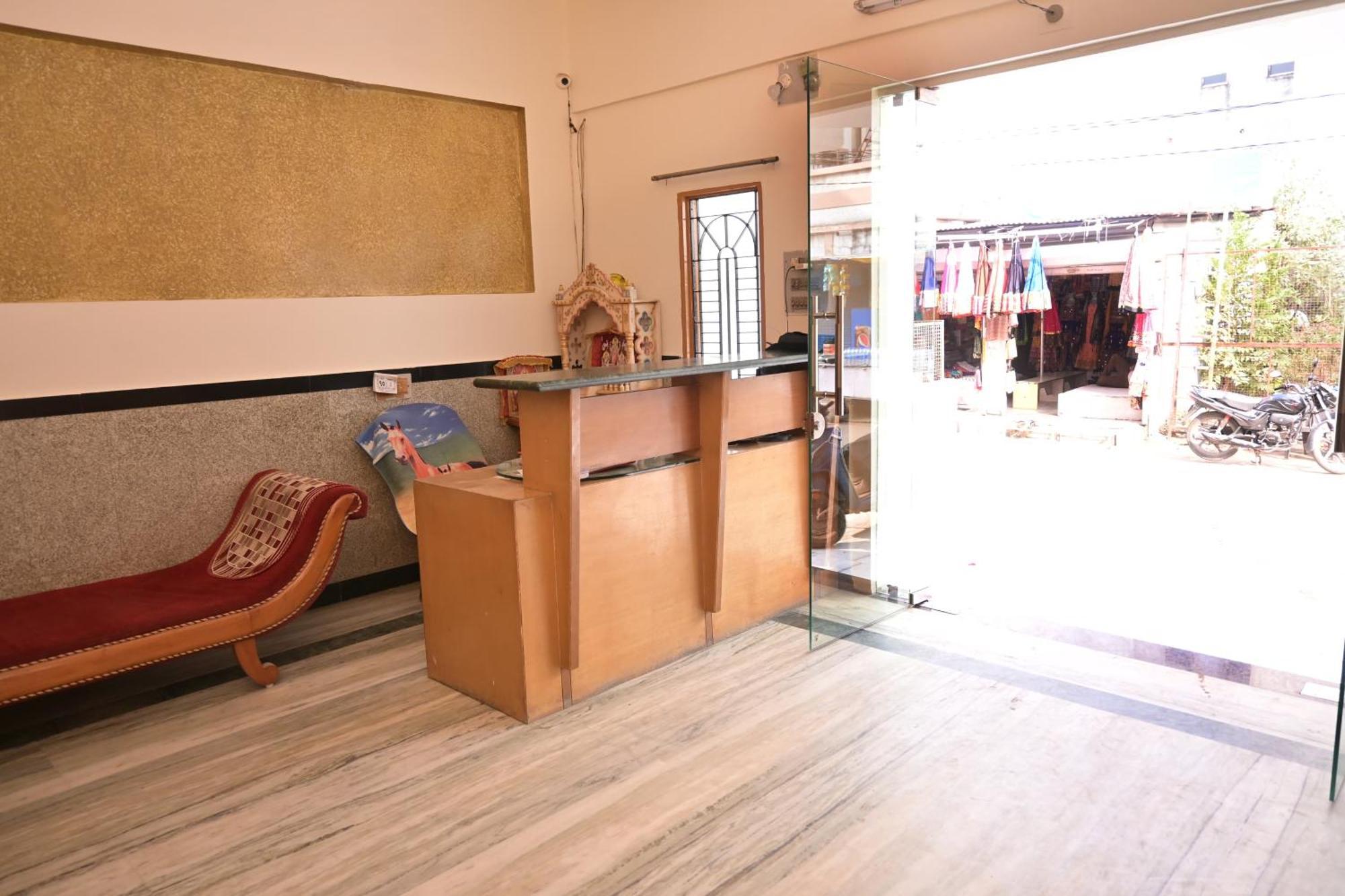 Hotel Roshan Palace Ambaji Ngoại thất bức ảnh